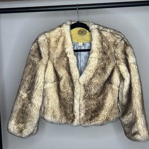 Idra Anthropologie size 6 Faux Fur Bolero Crop velvet trim Jacket